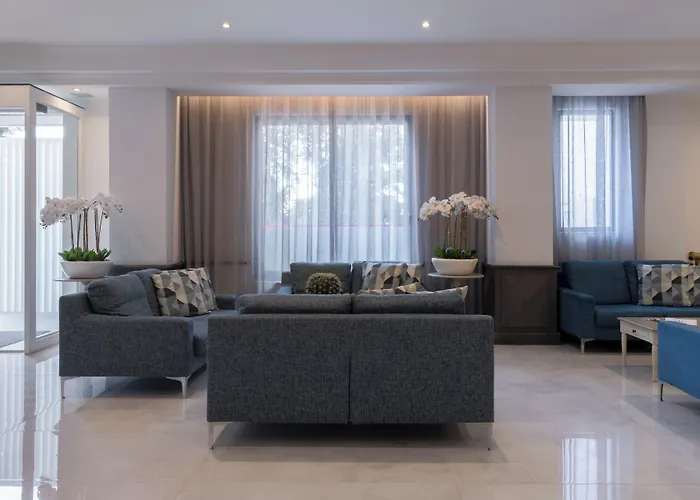 Plaza Regency Hotell