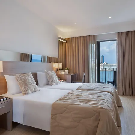 Hotel Plaza Regency 3*