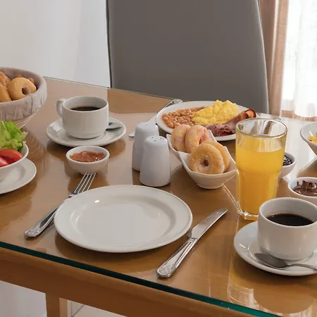 Plaza Regency Szálloda