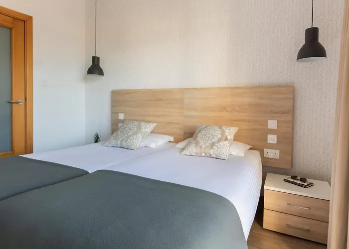 Отель Plaza Regency 3*