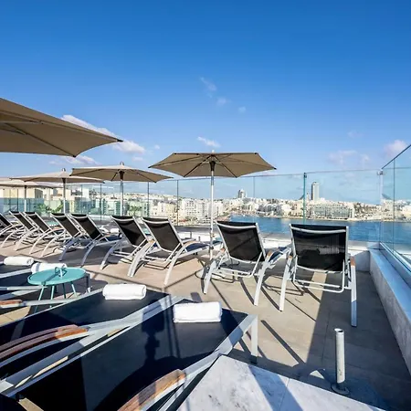 Plaza Regency Hotel 3*