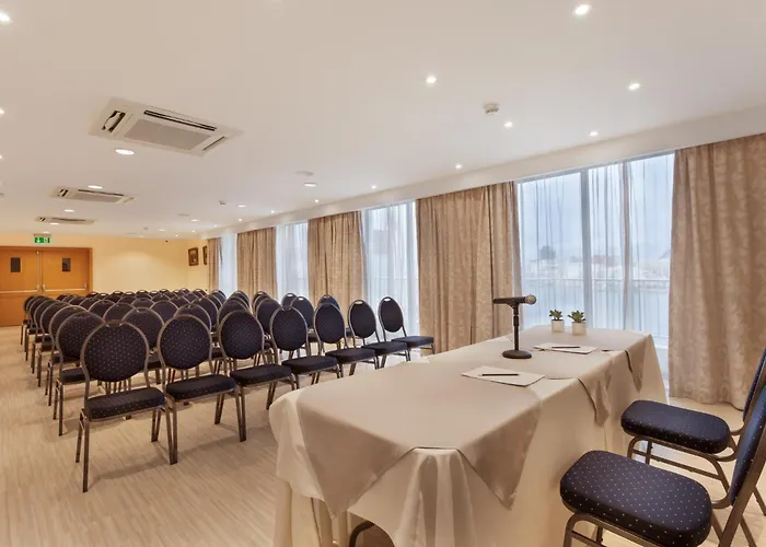 מלון Plaza Regency